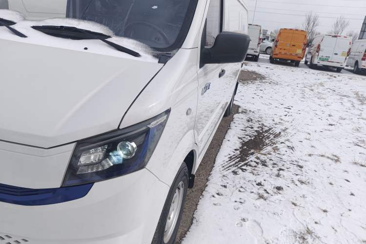 Used Dongfeng Yufeng EM27 2024 EM27L BYD CATL 41.86 kWh Left Front Headlight