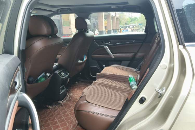 Used Honda UR-V 2017 370TURBO Four-Wheel Drive Prestige Edition China V Interior 4