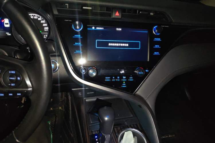 Used Toyota Camry 2019 2.0G Luxury Edition China VI Standard Audio And AC Panel