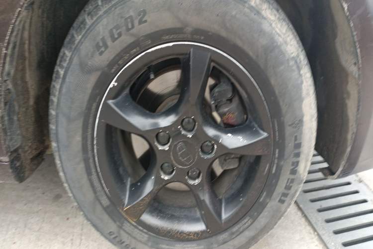 Used Geely Auto Emgrand 2014 Sedan 1.5L Manual Elite Model
