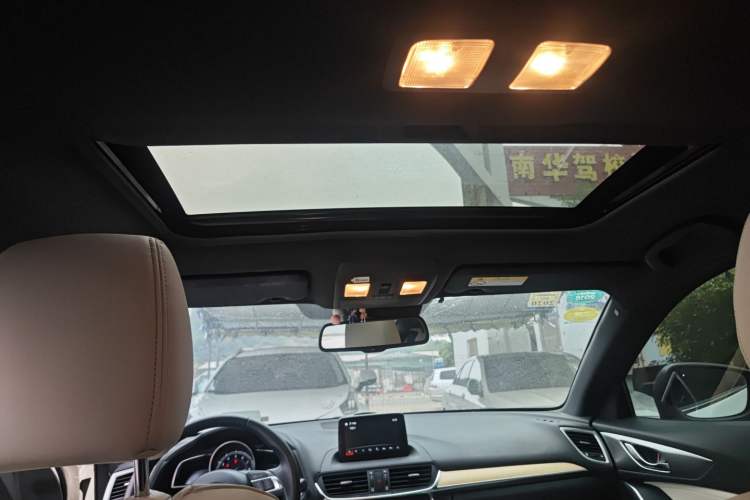 Used Mazda CX-4 2016 2.5L Automatic 4x4 Bluetide Fearless Edition
