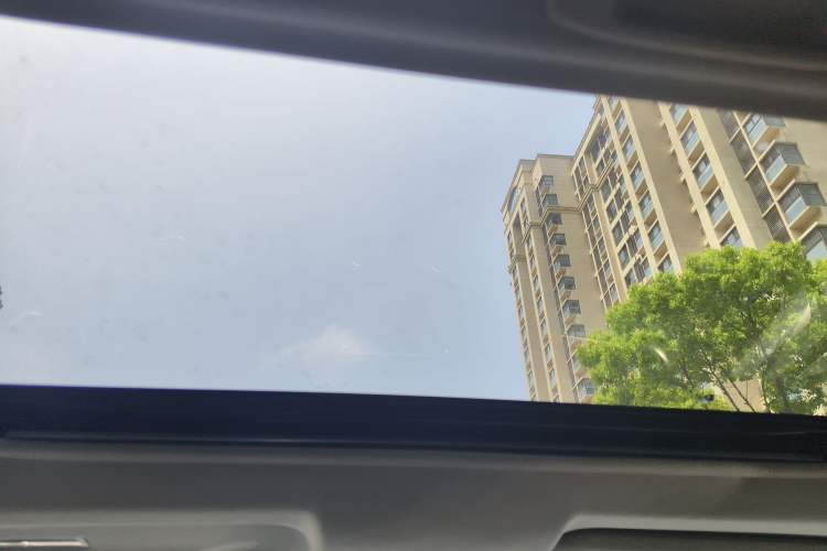 Used Toyota RAV4 2015 2.0L CVT Two-Wheel Drive Fashion Edition