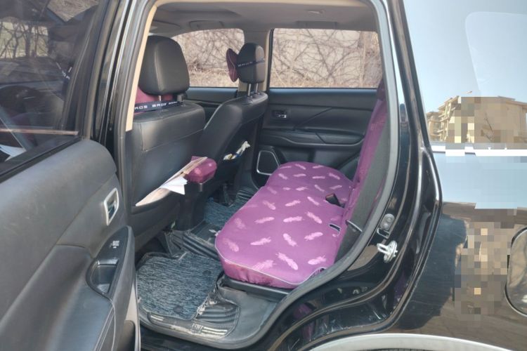 Used Mitsubishi Outlander 2016 2.4L 4x4 Elite Edition 5 Seats