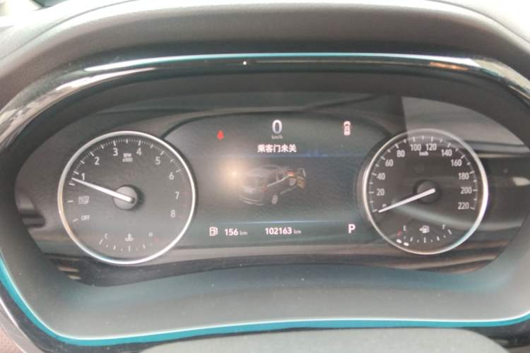 Used Buick GL8 2021 Land Cruiser Executive Class 652T Luxury Model