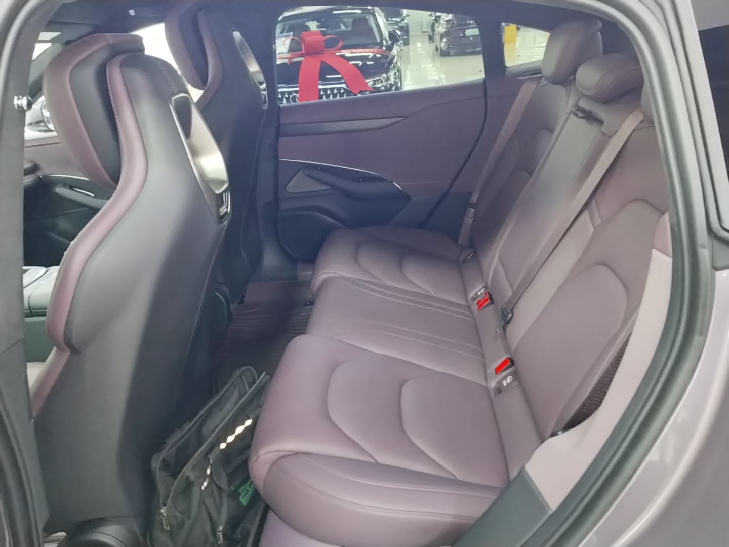 Xiaomi Auto SU7 2024 Four-Wheel Drive Ultra-Long Range Advanced Intelligent Driving Max Edition — снимка 20