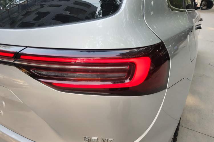 Used Hima AITO M7 2024 1.5T Rear-Drive Plus Version 5 Seats
