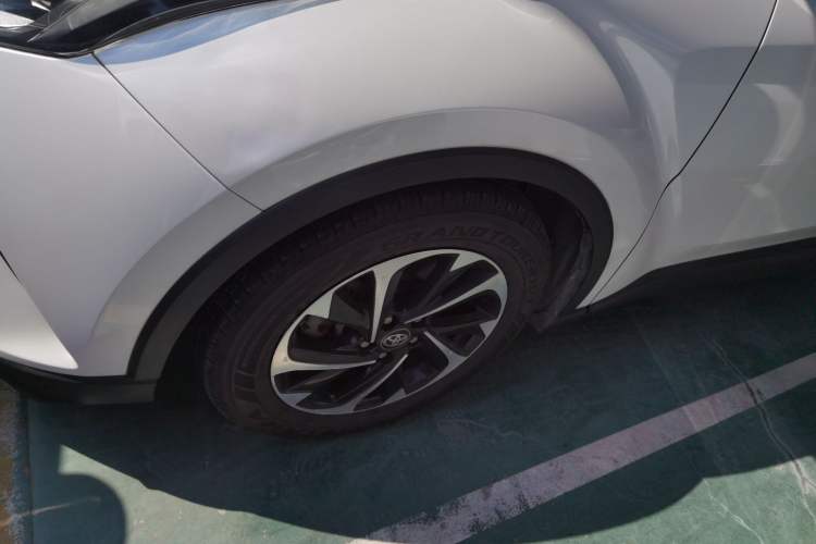 Used Toyota IZOA 2020 2.0L Enjoy Edition