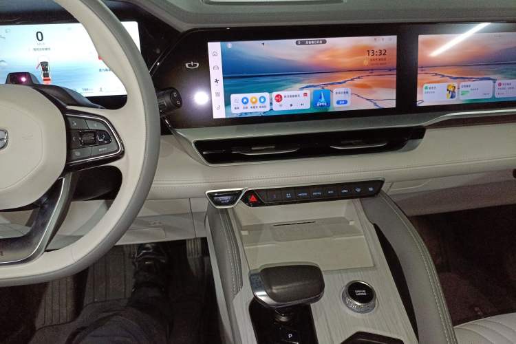 Used Geely Auto Monjaro L Intelligent Engine 2024 1.5T Tiangong Edition Audio And AC Panel