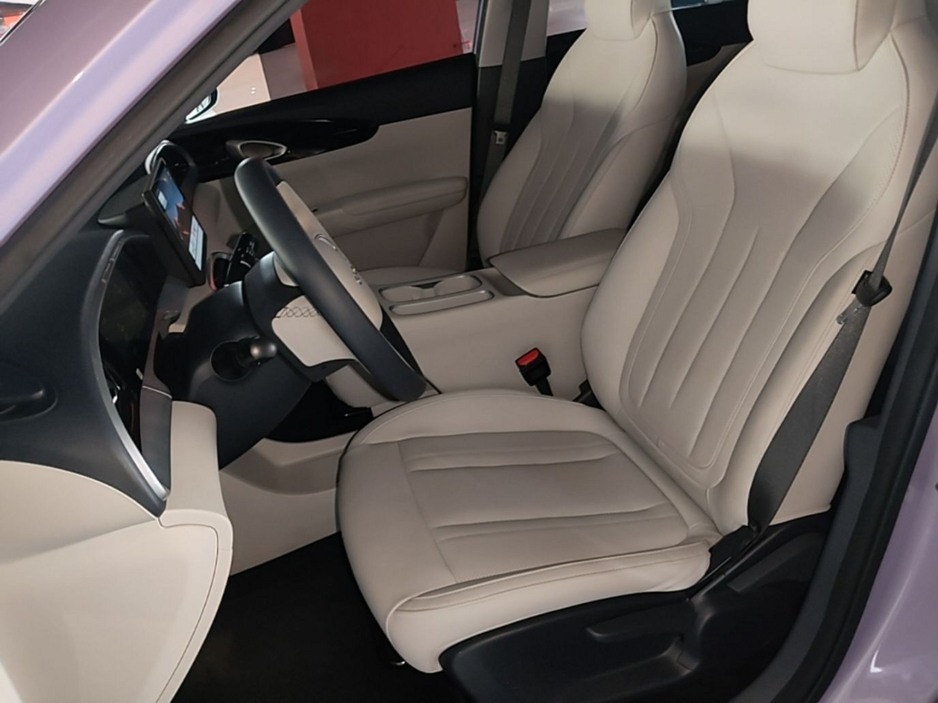 Vordere Reihe im Auto