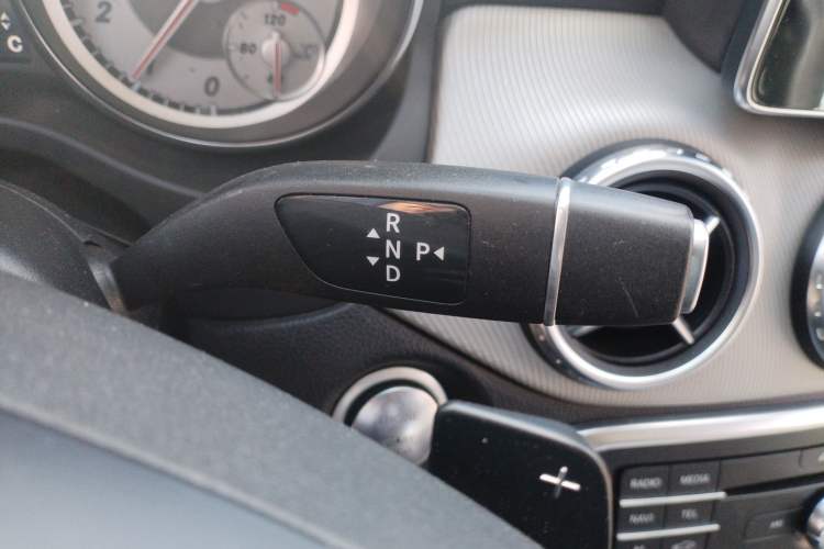 Used Mercedes-Benz GLA 2016 GLA 200 Sport Edition Gear Lever