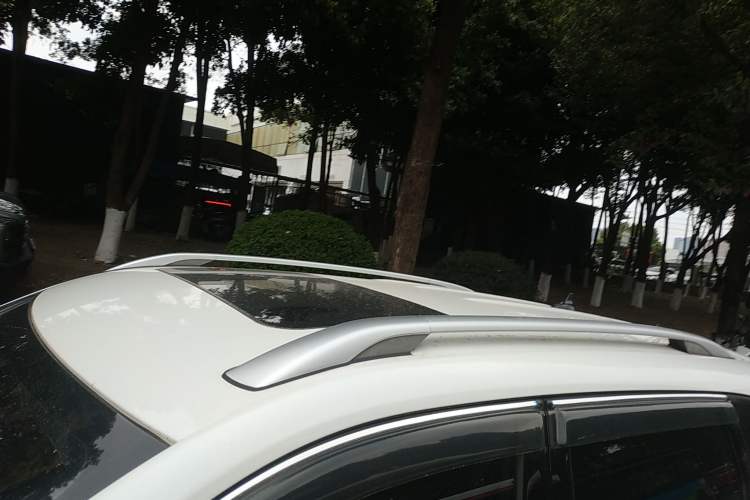 Used CHANGAN CS35PLUS 2021 Revised Version Glory Million Edition 1.6L Manual Luxury Edition
