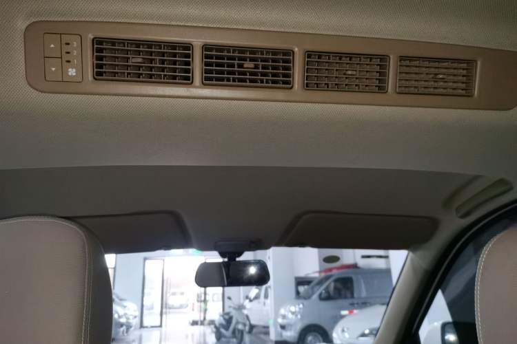 Used Wuling Hongguang 2021 1.5L Revised S Standard Version with Electric Power Steering LAR
