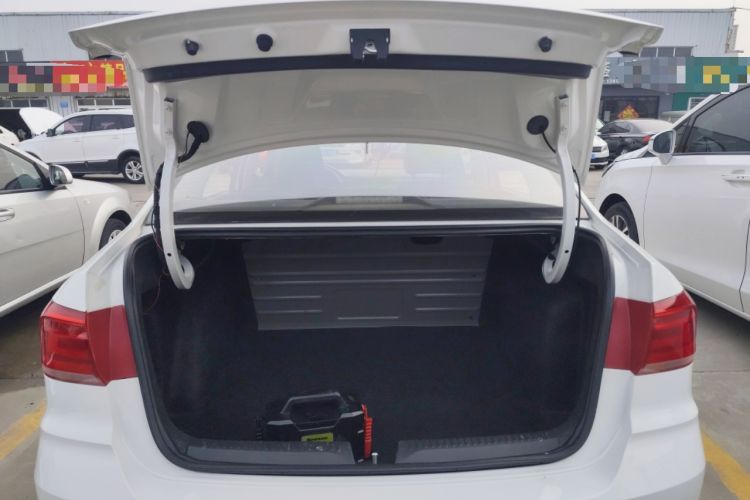 Used Volkswagen Santana 2016 1.4L Manual Fashion Edition