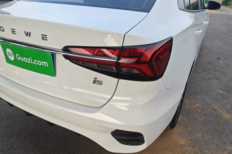 Used Roewe i5 2021 1.5L Manual Platinum Edition