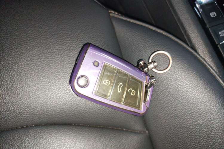 Used Volkswagen Tharu 2021 280TSI Two-Wheel-Drive Luxury Edition Vehicle Key