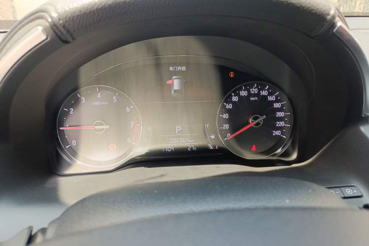 Used Honda Avancier 2019 240TURBO Two-Wheel Drive Elite Edition Odometer Close Up