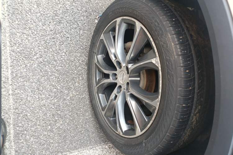 Used Zotye T500 2018 1.5T Manual Luxury Model Right Rear Wheel Hub