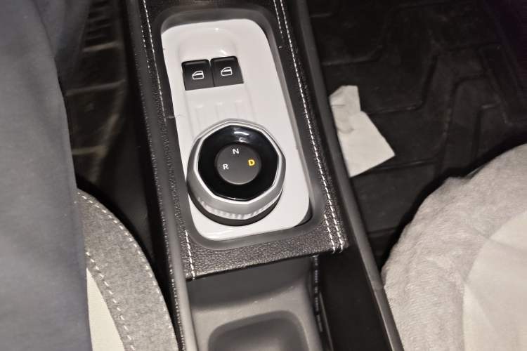 Used Geely Galaxy Panda 2025 210 km – Yuanqi Bear
