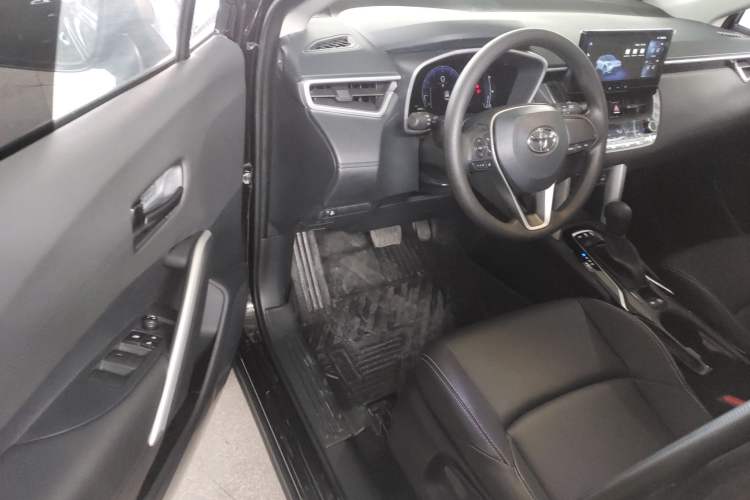 Used Toyota FRONTLANDER 2024 2.0L CVT Elite Plus Edition
