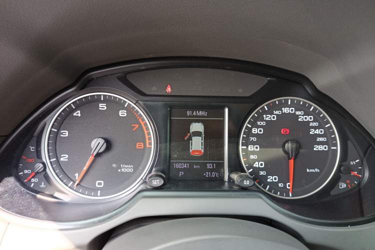 Used Audi Q5 2012 2.0TFSI Comfort Version Instrument Cluster