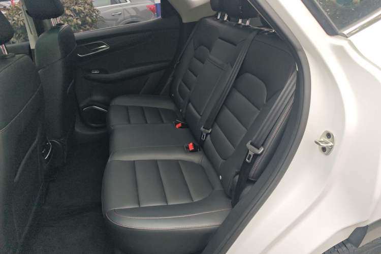 Used MG HS 2019 20T Automatic Two-Wheel Drive Luxury Edition China VI Standard
