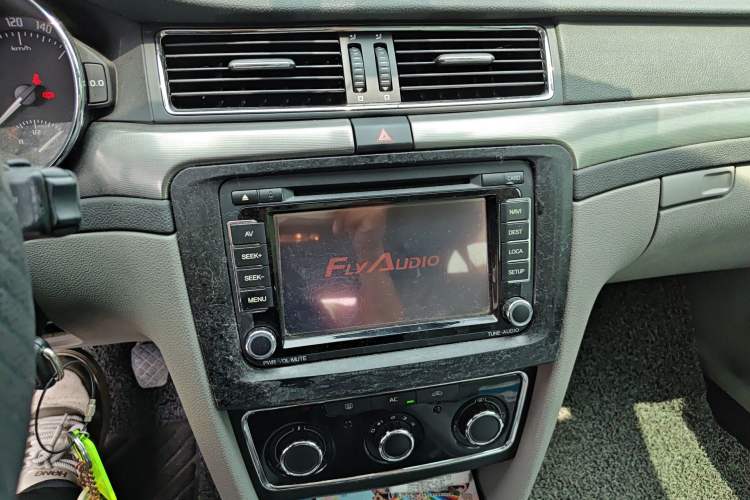 Used Skoda Superb 2013 1.4TSI Manual Shengshi Edition