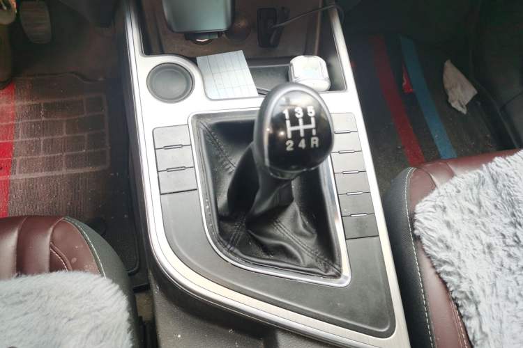 Used FORTHING T5 2023 Grand Edition 1.6L Manual Dream Version Five Seats
