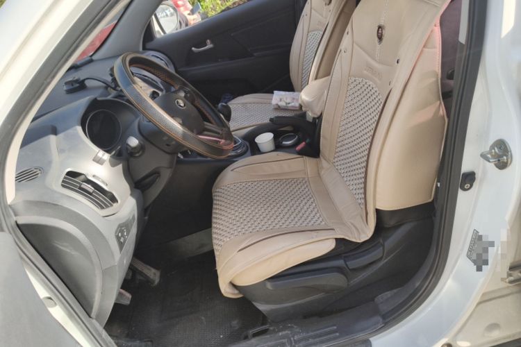 Used Kia Sportage R 2015 2.0L Manual Two-Wheel Drive GL Model
