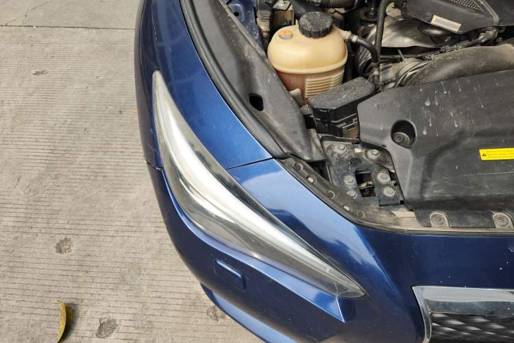 Used Infiniti Q50L 2016 2.0T Enjoyment Edition Right Front Headlight