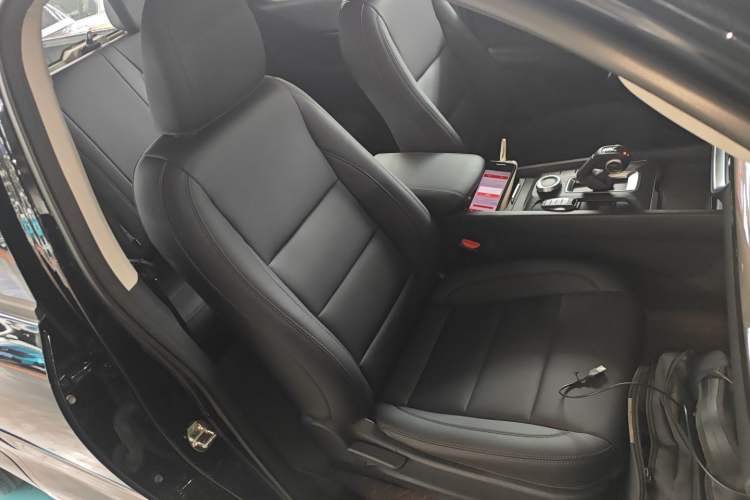 Used Great Wall Poer 2024 2.4T Commercial Version Automatic Diesel 4x4 Elite Edition Right Front Seat