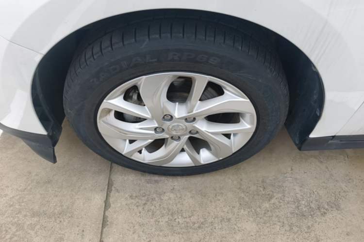 Used Buick Velite 6 2022 Connected & Shared PLUS Left Front Wheel Hub