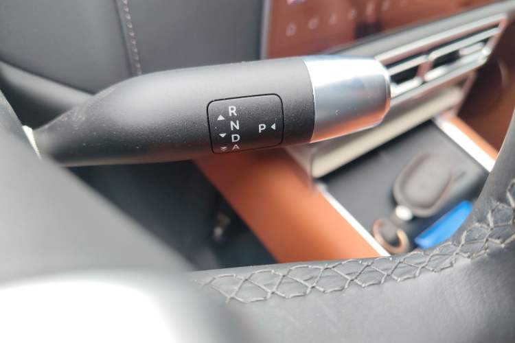 Used Li Auto L9 2022 Max model Gear Lever