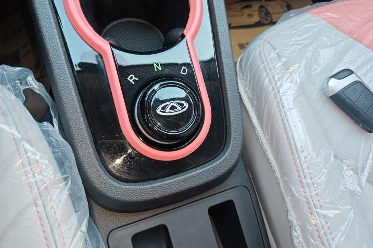 Used Chery QQ Little Ant 2024 Revised Version Youth Edition 251 km True Love Edition 25.05 kWh
