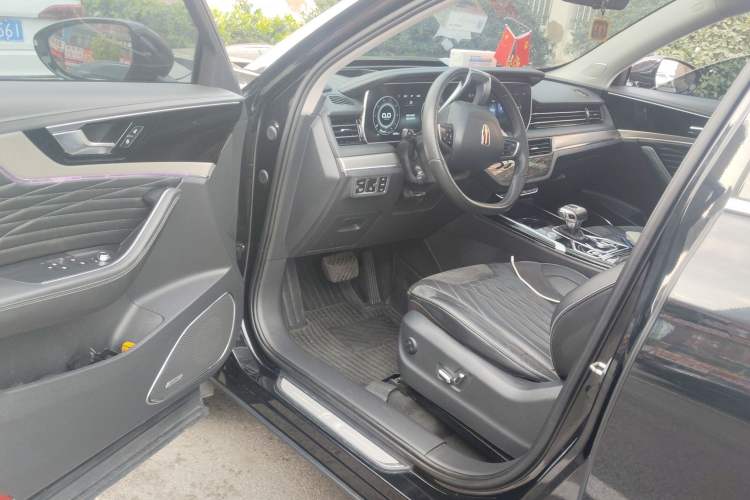 Used Hongqi HS5 2022 Revised Version 2.0T Smart Connect Flagship Edition