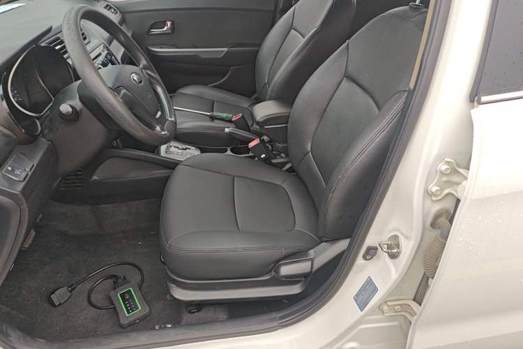 Used Kia K2 2015 Sedan 1.4L Automatic GLS