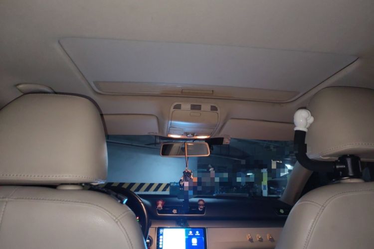 Used Volkswagen Magotan 2012 Revised 1.8TSI Luxury Version Headliner