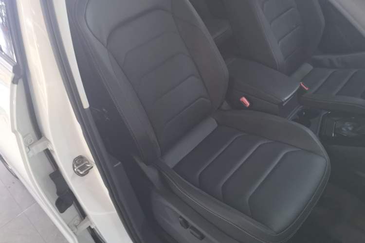 Used Volkswagen Tayron 2022 280TSI Two-Wheel Drive Luxury Smart Connectivity Version
