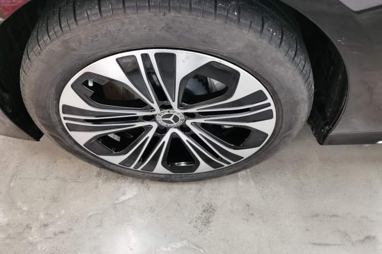 Used Mercedes-Benz E-Class New Energy 2024 E 350 e L Plug-in Hybrid Sedan