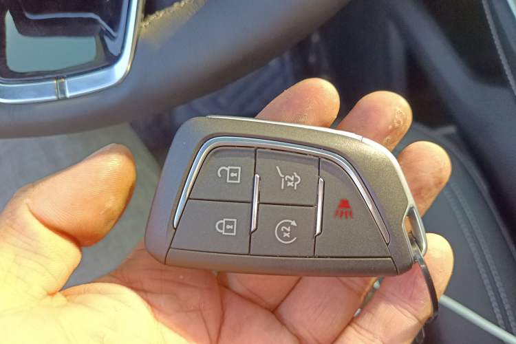 Used Cadillac XT5 2026 Model 2.0T Metropolitan Edition