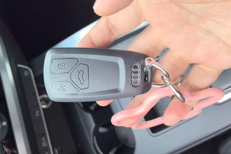 Used Audi A4L 2022 40 TFSI Fashion Dynamic Model