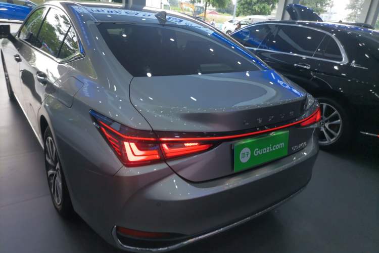 Used Lexus ES 2025 200 Premium Edition
