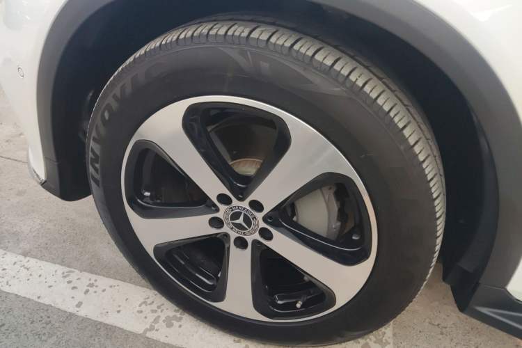 Used Mercedes-Benz GLC 2018 GLC 260 4MATIC Luxury Model