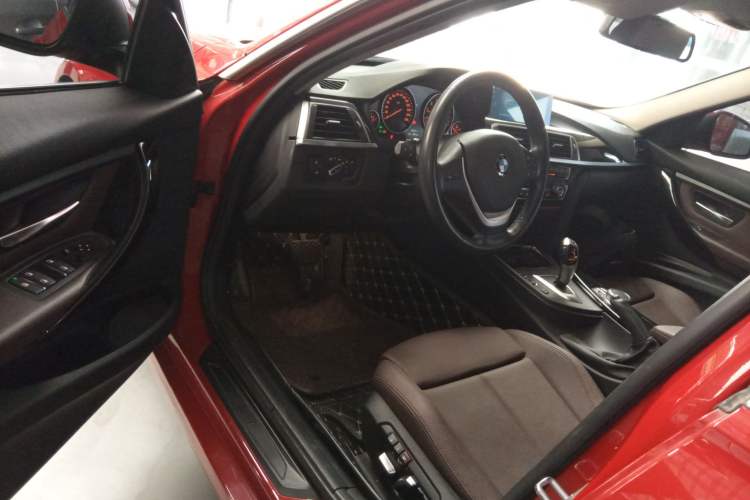 Used BMW 3 Series 2019 320Li Fashion Model
