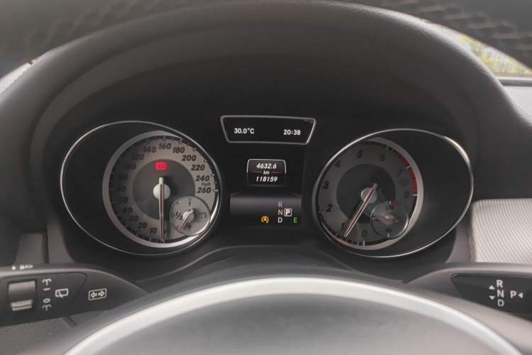 Used Mercedes-Benz GLA 2015 GLA 200 Fashion Model Instrument Cluster