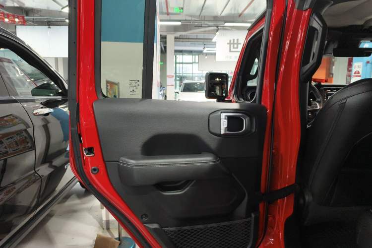 Used Jeep Wrangler New Energy 2021 Four-Door 2.0T 4xe Sahara First Edition