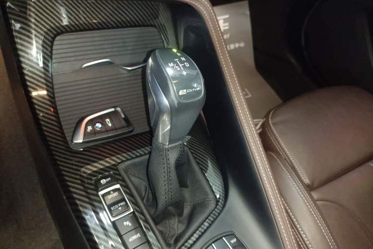 Used BMW X1 New Energy 2019 xDrive25Le Mileage Upgrade Version Gear Lever