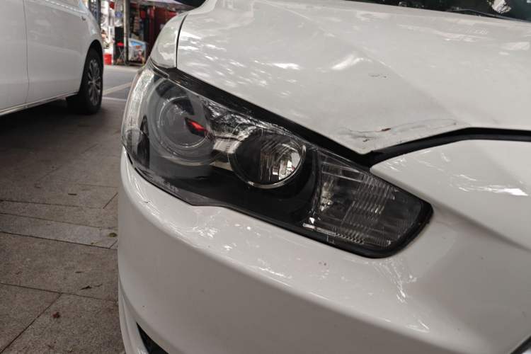 Used Mitsubishi Lancer EX 2012 Fashion Edition 1.8L Manual Comfort Version
