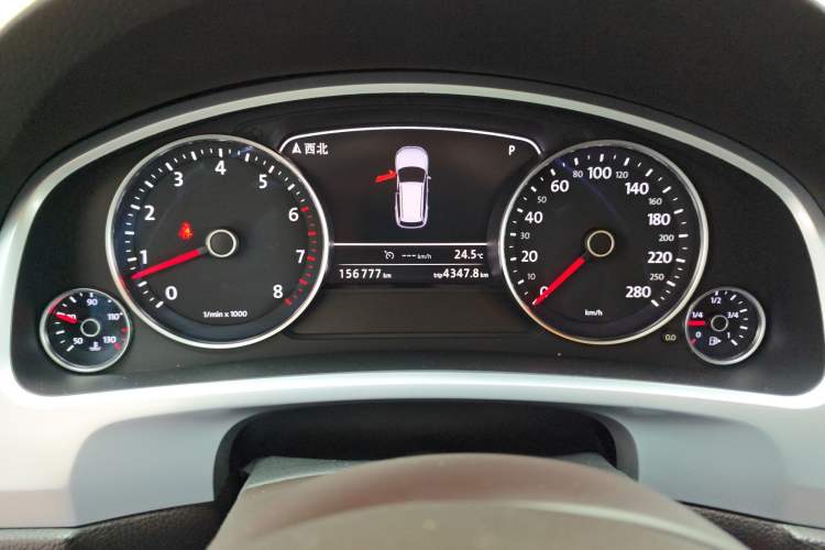 Used Volkswagen Touareg 2011 3.0 TSI Comfort Version
