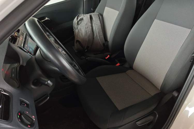 Used Volkswagen Polo 2016 1.4L Manual Fashion Model Left Front Seat