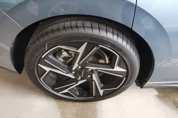 Used Lynk & Co 07 2024 EM-P 126 Long-Range Ultra